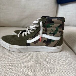 Camouflage Vans High-Top Sneakers
